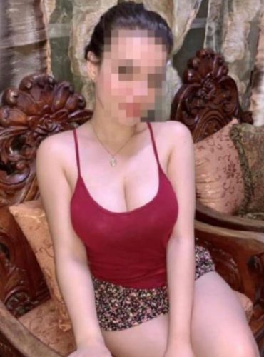 19 yaşında Seksi Escort Bayan Derin