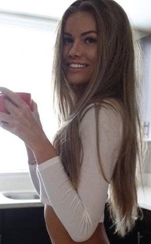 Hayaller Kadar Güzel Escort Selen