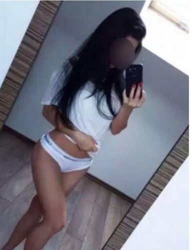 Hazza Ulaştıran Ucuz Escort Nergis Tutkularıyla Senin