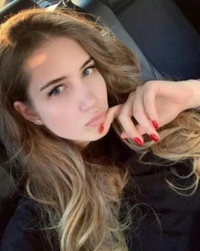 Otele gelen Escort Sinem Birlikte Olmak İsteğinde