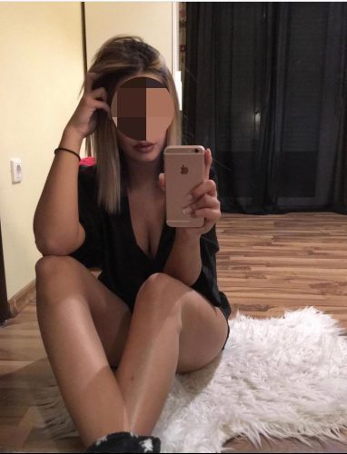 Üniversiteli Genç Elmalı Escort Işık