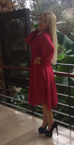 Zeki Beylerden Hoşlanan Kaliteli Escort Demet
